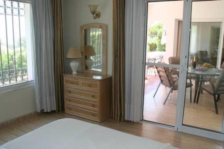 Miraflores Spacious Garden House Mijas Near Beach Ir33 Ситио-де-Калаонда Экстерьер фото